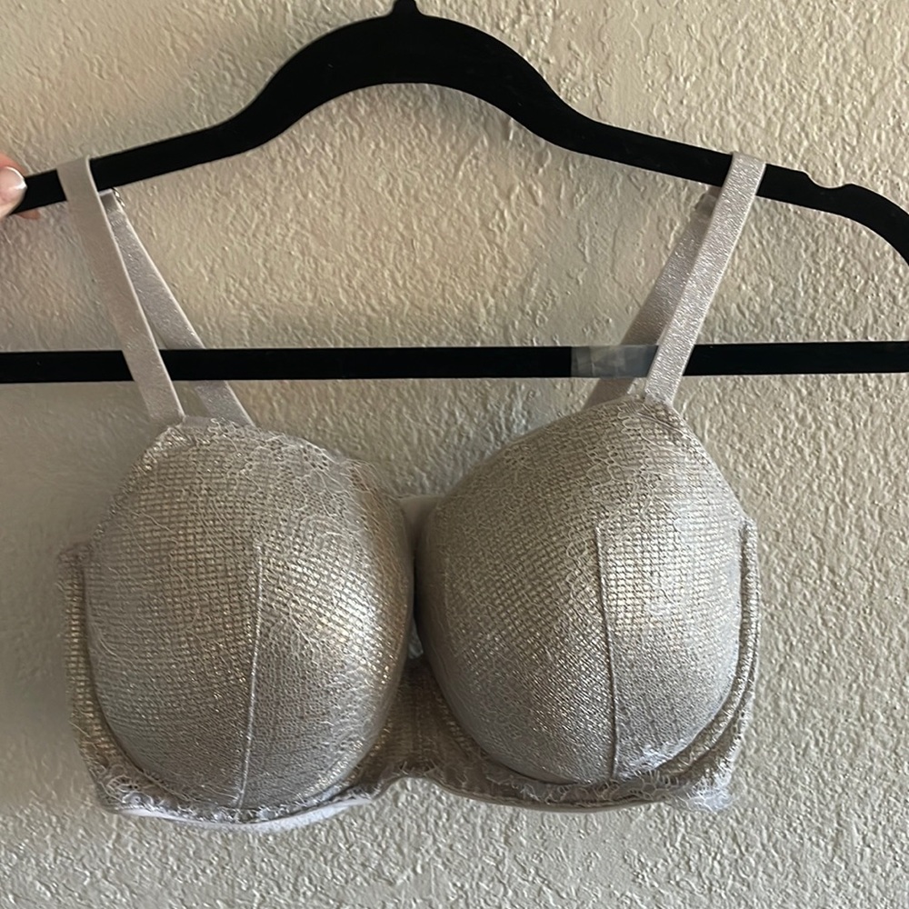 Victoria’s Secret’s Dream Angels Lined Demi, 34DDD